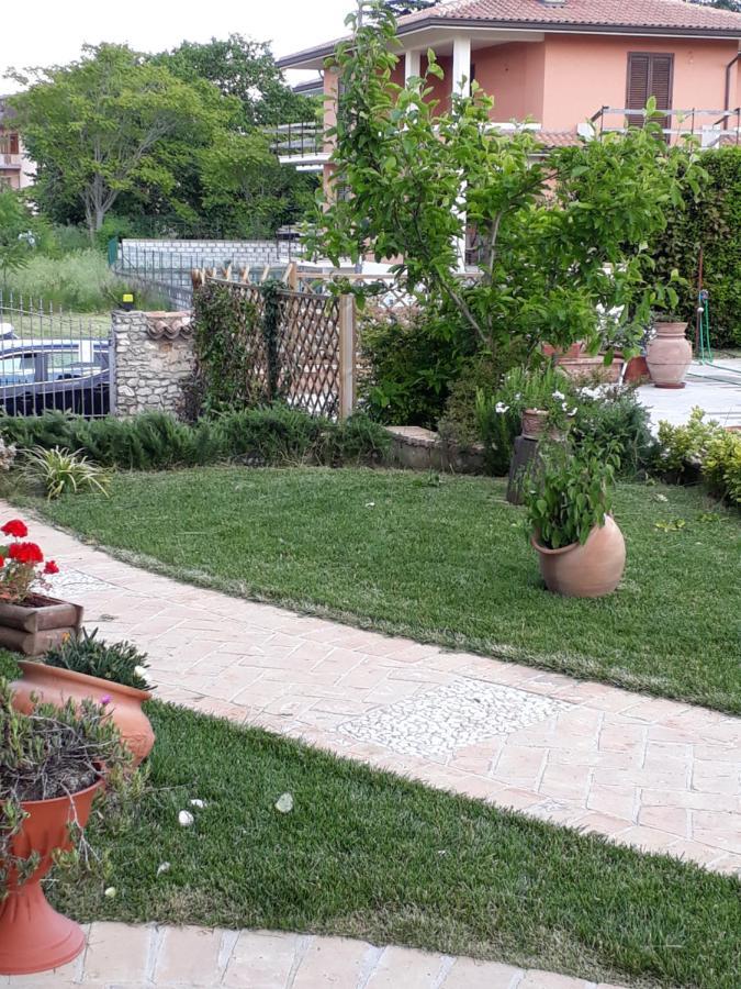 B&B A Casa Di Zia Luisa Venticano 外观 照片